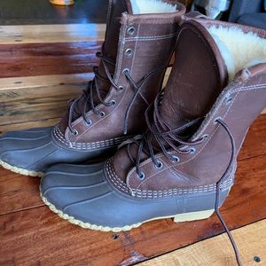 Women’s LL Bean duck boots 10” shearling lined